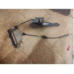 Peugeot 208 (2012-)  брава врата предна лява 40 евро жила дръжки 20 евро 0884333269