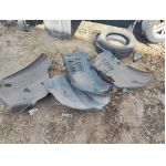 Mercedes -W211 E200 E230 E240 E280 E320 E350 подкалник преден заден 25 евро 0884333269