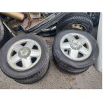 Renault LAGUNA (1993-)  джанти с 4 отвора и капачки 3 бр едната-забележка 20 евро бр 0884333269