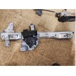 PEUGEOT 2008 2019-2023) Регулатор стъкло преден ляв 30 евро 0884333269  9673153280 33886940 механизъм стъкло