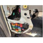 Volkswagen PASSAT (2000-)  табло бушони 30 евро 0884333269 двигатели, скорости преден капак, стартери, алтернатори