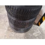 Гуми и джанти Голф 4 цена 100 лева бр. 400 лева комплект продава Ем Комплект Павлово 0884333269