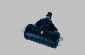 Lada VAZ 2105, 2107 (1983-) заден спирачен цилиндър 10 лв Ем Комплект 0884333269