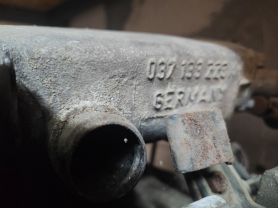 VW GOLF MK3 GTI 2.0 8v всмукателен колектор 30 евро глава и цял двигател 0884333269