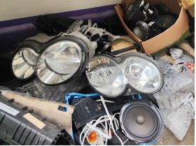 Mercedes CLK W209 (2002-) фар ляв десен комплекта 120 евро 0884333260