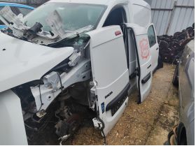 Dacia DOKKER (2012- врати задни лява дясна 150 евро бл 0884333269 скоростна кутия двигател на части