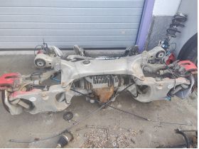 BMW 5 (E60 3.0 дизел - диференциал 120 евро носачи, полуоски главини, дискове спирачни апарати 0884333269