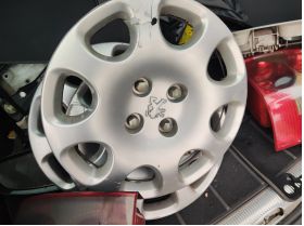 Peugeot тасове 15 цола комплект 50 евро 0884333269
