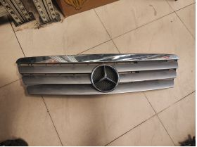 РРешетка предна броня Mercedes A CLASS W168 (1997-) цена 20 евро  Ем Комплект 0884333269
