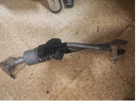 Volkswagen POLO (2001-)  механизъм предни чистачки 30 евро 0884333269 моторче