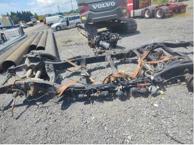 TOYOTA LAND CRUISER шаси задно гърне - ауспух 100 евро 0884333269 скоростна кутия  диференциал  преден заден