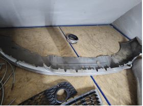 AUDI A4 B6 11.00-12.04 спойлер предна броня 50 евро 0884333269