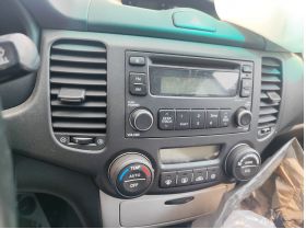 Kia MAGENTIS (2005-) радио 60 евро панел климатик 60 евро 0884333269