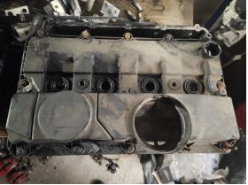 FORD TRANSIT; LAND ROVER DEFENDER 2.4D 01.00-02.16  2.4TDCI Капак клапани  30 евро 0884333269 1379728 FORD 1433148 FORD 1475887 FORD 1516726 FORD LR004645 LAND ROVER LR007754 LAND ROVER