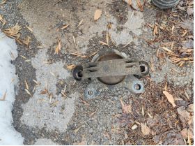 Тампон двигател преден десен Ford Focus Tourneo Connect/Transit Connect 15 евро 0884333269