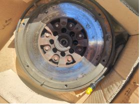 MERCEDES E (W212), SPRINTER (B905) 150 кв 204 кс маховик годен съединител 250 евро 0884333269 двигател, скоростна кутия