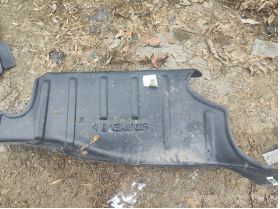 AUDI A3 SEAT TOLEDO VW BORA GOLF кора под двигател дясна 15 евро 0884333269