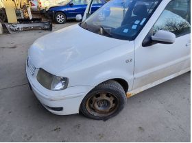 Volkswagen POLO (2001 калник преден ляв десен 50 лв Ем Комплект 0884333269 нов 110 лв