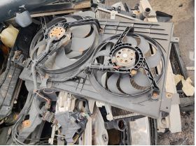 Volkswagen Beetle (2011 вентилатор радиатор перки дифузьор 80 евро 0884333269