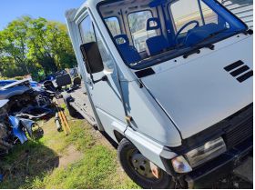 Renault MASTER I (1980 капак преден броня, предно стъкло фарове Ем Компплект 0884333269