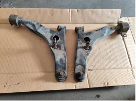 MITSUBISHI CARISMA носач ляв десен 30 евро полуоска лява дясна 30 евро 0884333269 LANCER IV, LANCER V, LANCER VII, SPACE STAR 1.3-1.9D 06.92-12.07