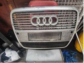 Решетка предна Audi A6 (2011-) Ауди А6 цена 100  евро здрава и 50 евро със забележки Ем Комплект 0884333269