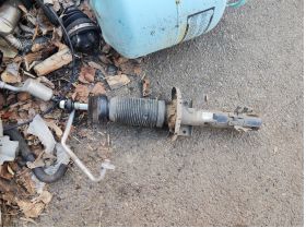 AUDI A1 2012 г  амортисьор ляв десен  30 евро  0884333269 SEAT IBIZA TOLEDO SKODA FABIA RAPID VW POLO