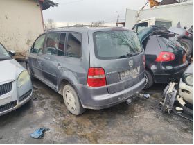 Volkswagen TOURAN (2003-) задна броня 60 евро 0884333269 заден капак моторче задна чистачка