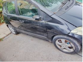 Mercedes 2004 и 2012 г.:A-класа (W169)B-класа (W245) 1.5 бензин 95 кс автоматична скоростна кутия 1250 евро 0884333269