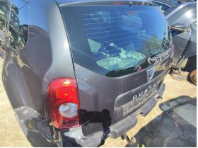 Dacia DUSTER (2010-) стоп ляв десен 40 евро 0884333269 заден капак задна броня на части