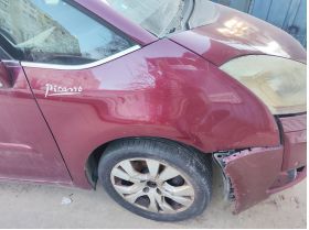 Citroen C4 GRAND PICASSO (2006 калник преден ляв десен  70  евро Ем Комплект 0884333269