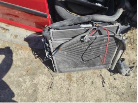 HYUNDAI I30; KIA CEE'D, PRO CEE'D 1.6D/2.0/2.0D радиатор кондензатор вентилатор дифузьор 50 евро 0884333269