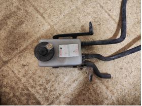 TOYOTA PREVIA (R30) 2.0 D-4D 13231140030 132311-40030 резервоар спирачна течност 20 лв Ем Комплект 0884333269