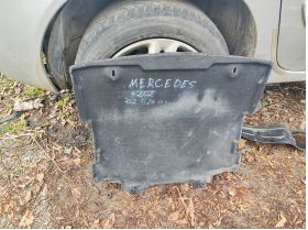 Mercedes C Class CLK C280 кора под двигател 25 евро Ем Комплект 0884333269