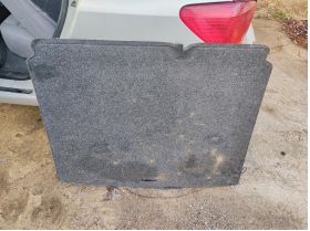 Peugeot 307 (2000-)  4 врати постелка преграда над резервна гума 20 евро 0884333269