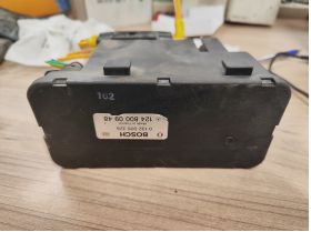 Вакуум помпа централно заключване Mercedes S CLASS W126 W124 1979- цена 40 евро Ем Комплект 0884333269