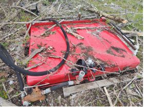 20260421084418-хидравличен-резервоар-с-помпа-за-ремаре-бродкост