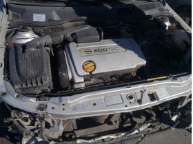 Opel ASTRA G (1998- 1.6 двигател радиатор части челно стъкло цена 100 лева Ем Комплект 0884333269