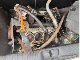 036103101AP-фолксваген-поло-бяло-блок-вал-глава-картер-дру-колата-