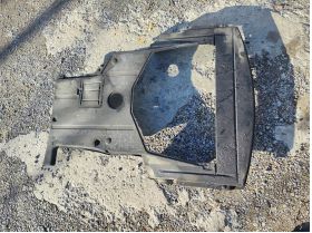 51718193818-бмв-3-е46-кора.под-двигател-дру-сграда1