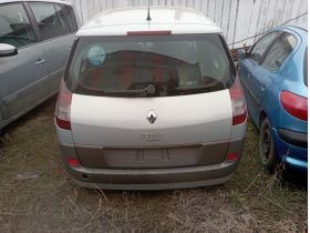 Renault Scenic II 1.9 dCi (100 Hp) заден капак броня врати 150 бимберици Ем Комлект 0884333269