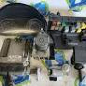 VW VOLKSWAGEN CRAFTER 2.5 TDI 103 кв 136 кс компютър 200 евро 0884333269 076906022P, BOSCH 0281016819 A0009004100.