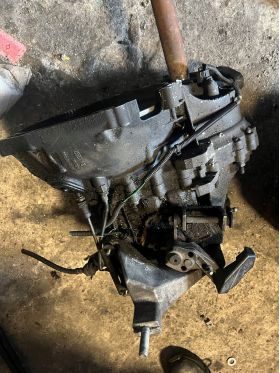 FORD MONDEO III (B5Y) 2.0 16V DI / TDDi / TDCi скоростна кутия 100 евро 0884333269