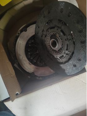 VW CALIFORNIA T4 CAMPER, TRANSPORTER T4 2.5D 09.95-04.03 маховик съединител 200 евро Ем Комплект 0884333269