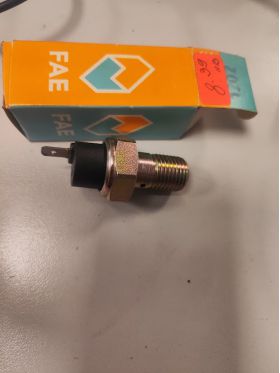 Fiat UNO (1983-) датчик налягане масло 3 евро 0884333269 FIAT 127 ARGENTA CROMA FIORINO PANDA UNO LANCIA DELTA PRISMA THEMA Y10 4296603 FIAT 4444650 FIAT 82380085 FIAT 4296603