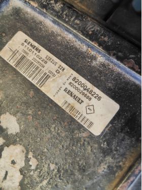 Renault Scenic I (09.1999 - 07.2010) 2.0 16V Компютър 130  евро 0884333269 SIEMENS SIRIUS 32N S110110228D RENAULT MEGANE SCENIC I RX4 2.0i 140HP 8200029658 8200048226 A300