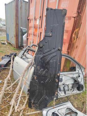 A2036190138-A2036190238-мерцедес-203-кора-под-купе-брод-кост